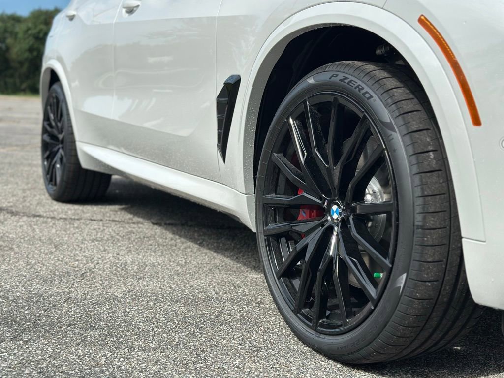 New 2026 Mineral White Metallic BMW M60i image 9