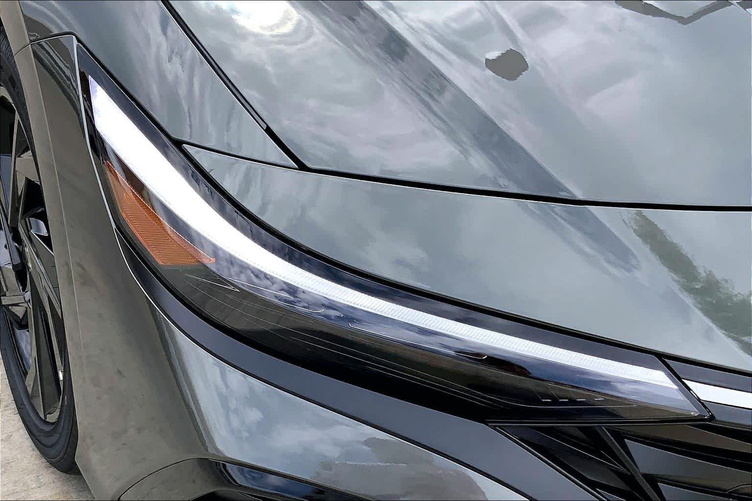 Certified Used 2026 Amazon Gray Hyundai SEL Sport Premium image 13