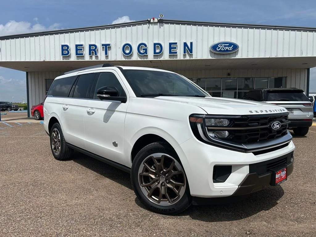 New 2027 Star White Metallic Tri-Coat Ford MAX King Ranch® image 1