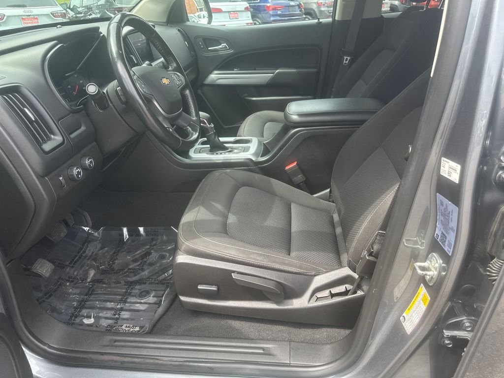 Used 2022 Gray Chevrolet LT image 7