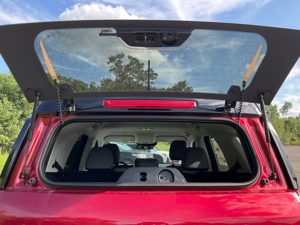 New 2026 Ruby Red Metallic Tinted Clearcoat Ford Badlands® image 26