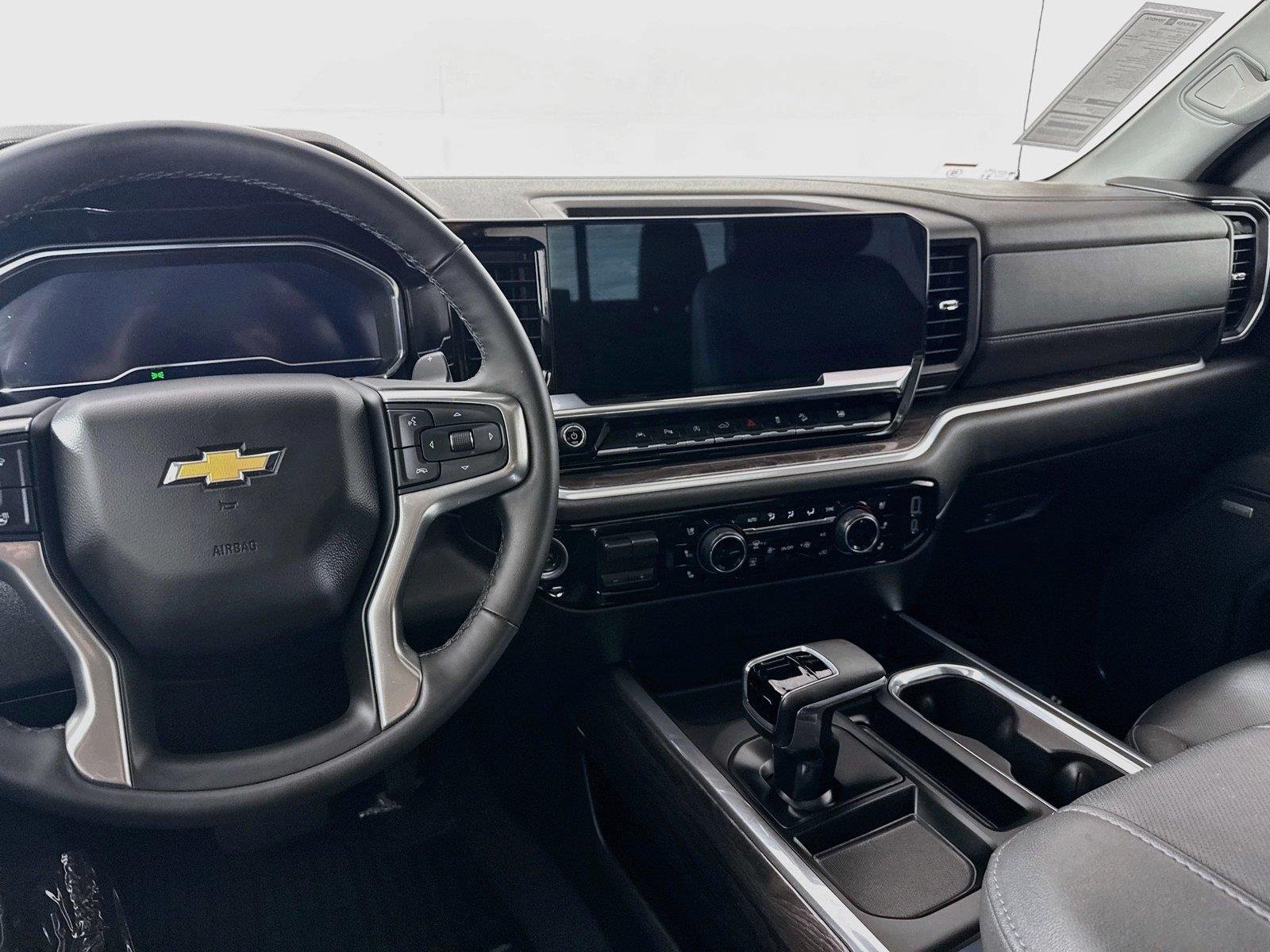 Used 2025 Black Chevrolet LTZ image 34