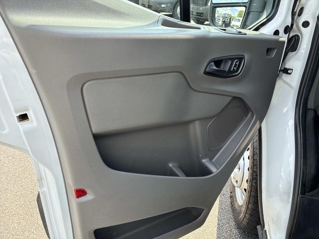 Used 2023 White Ford Base image 17