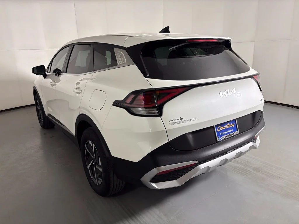 Used 2023 White Kia LX image 6
