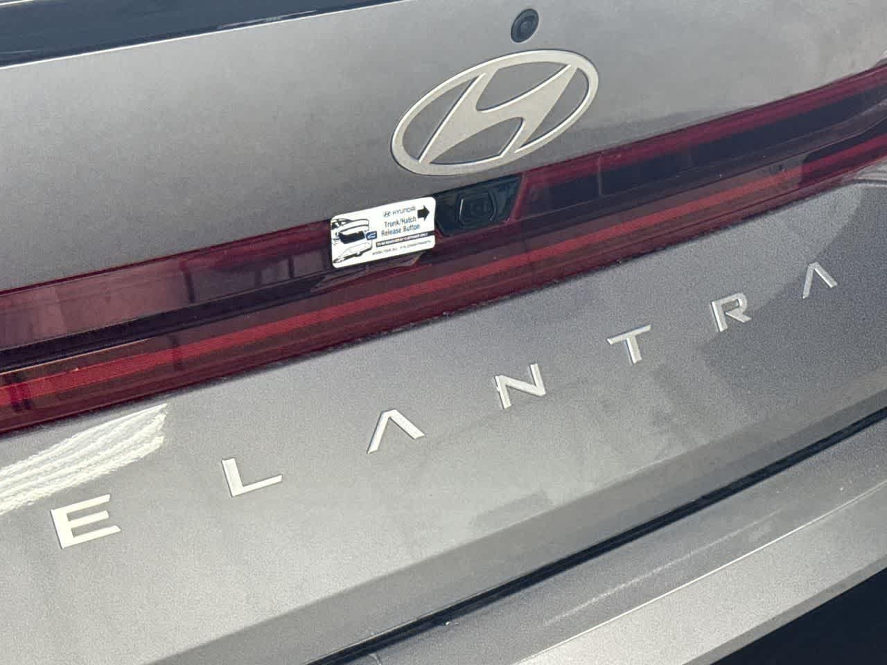 New 2026 Fluid Metal Hyundai SEL Sport Premium image 39
