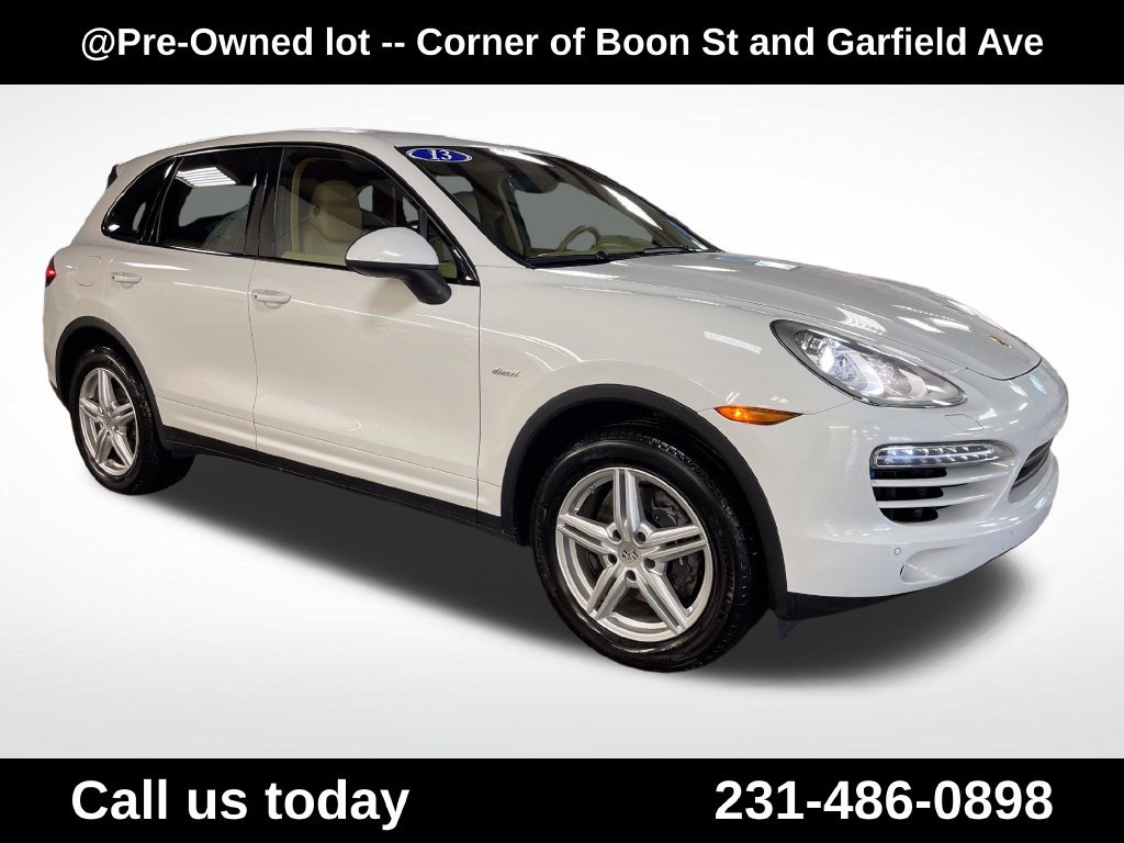 Used 2013  Porsche Diesel image 7