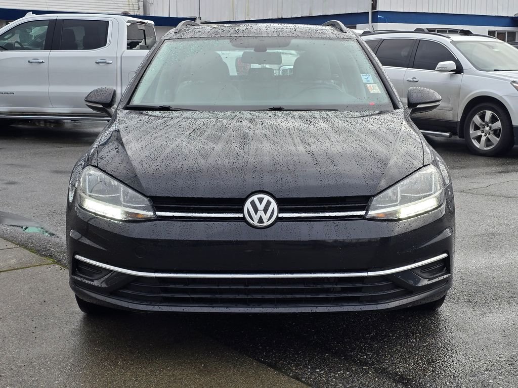 Used 2018 Volkswagen Golf SportWagen SE with VIN 3VWD17AU6JM765816 for sale in North Bend, WA
