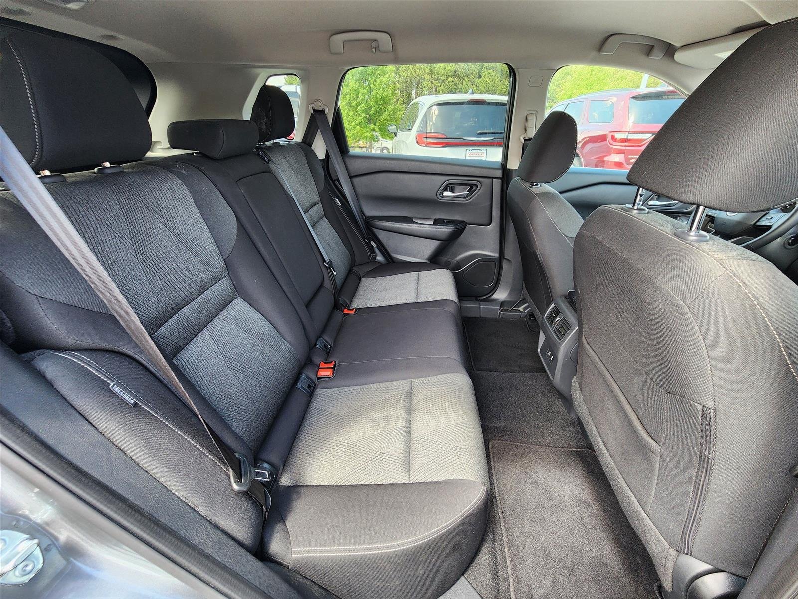 Used 2025 Gun Metallic Nissan SV image 8