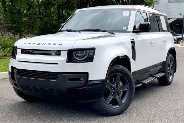 2026 Land Rover Defender 110 X-Dynamic SE