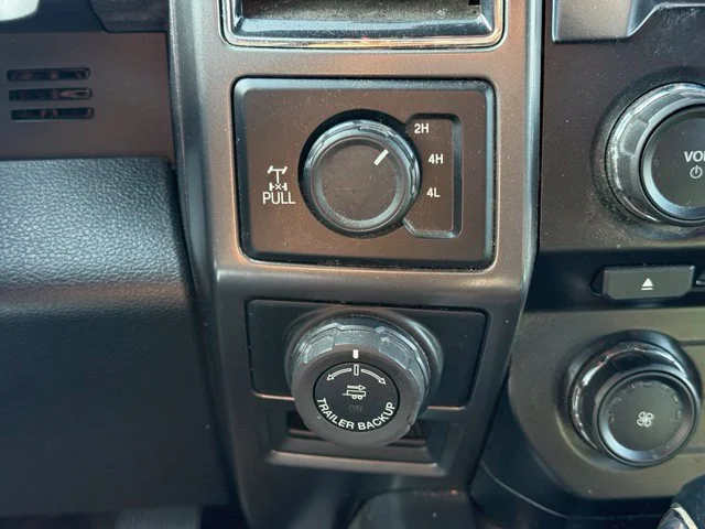 Used 2017 Gray Ford XLT image 16