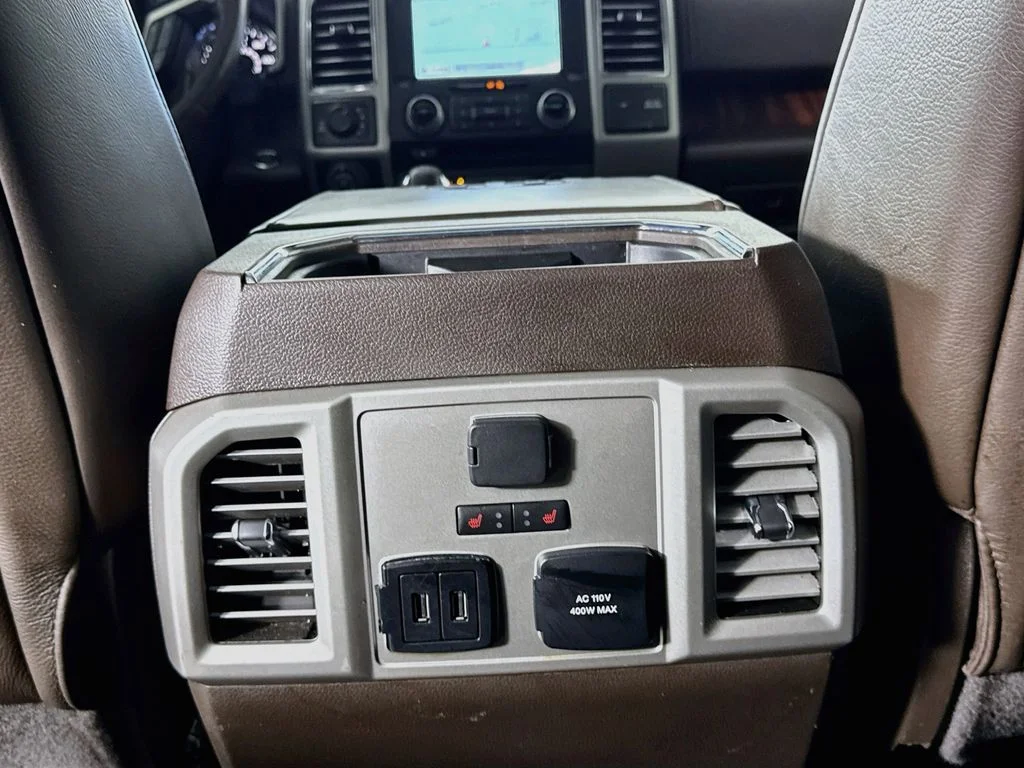 Used 2017 White Platinum Clearcoat Metallic Ford King Ranch image 33
