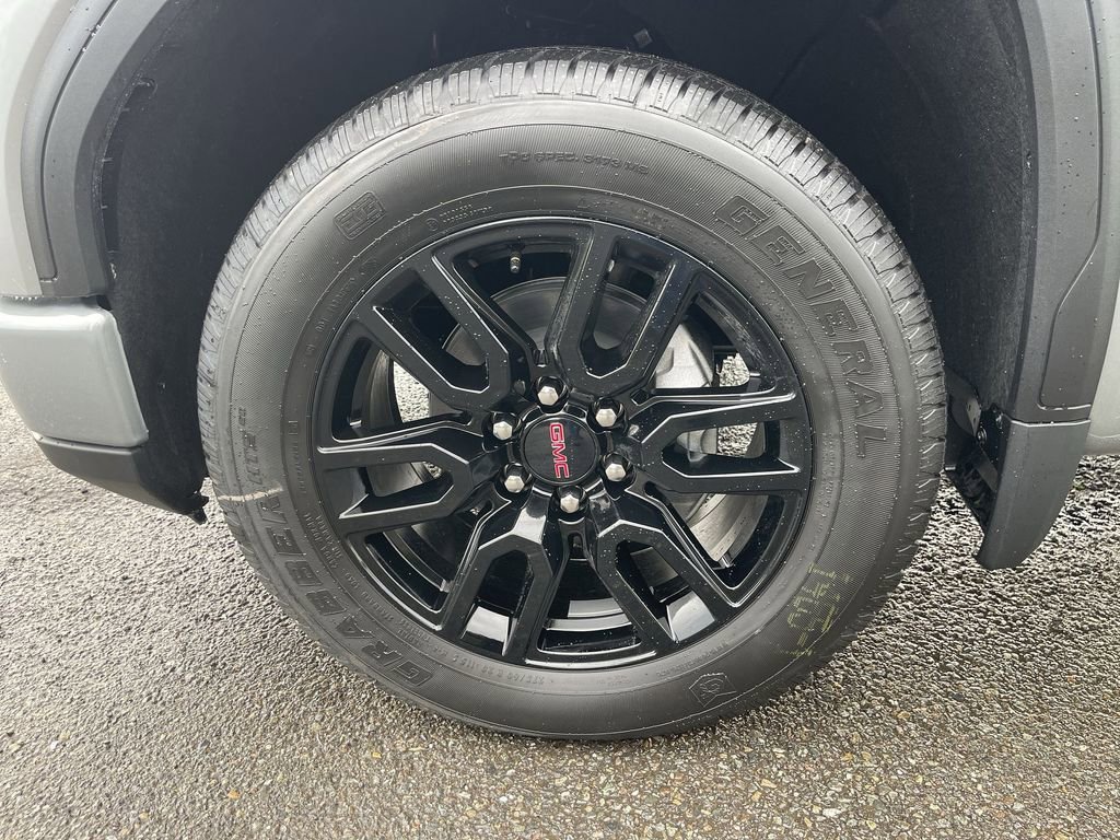 New 2026 Sterling Metallic GMC Elevation image 33