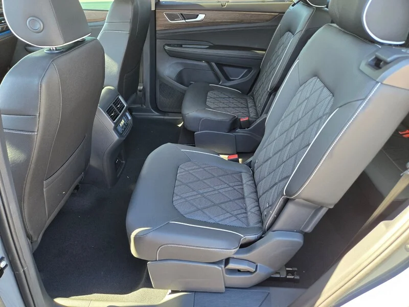 New 2026 Gray Volkswagen 2.0T SEL Premium R-Line image 7