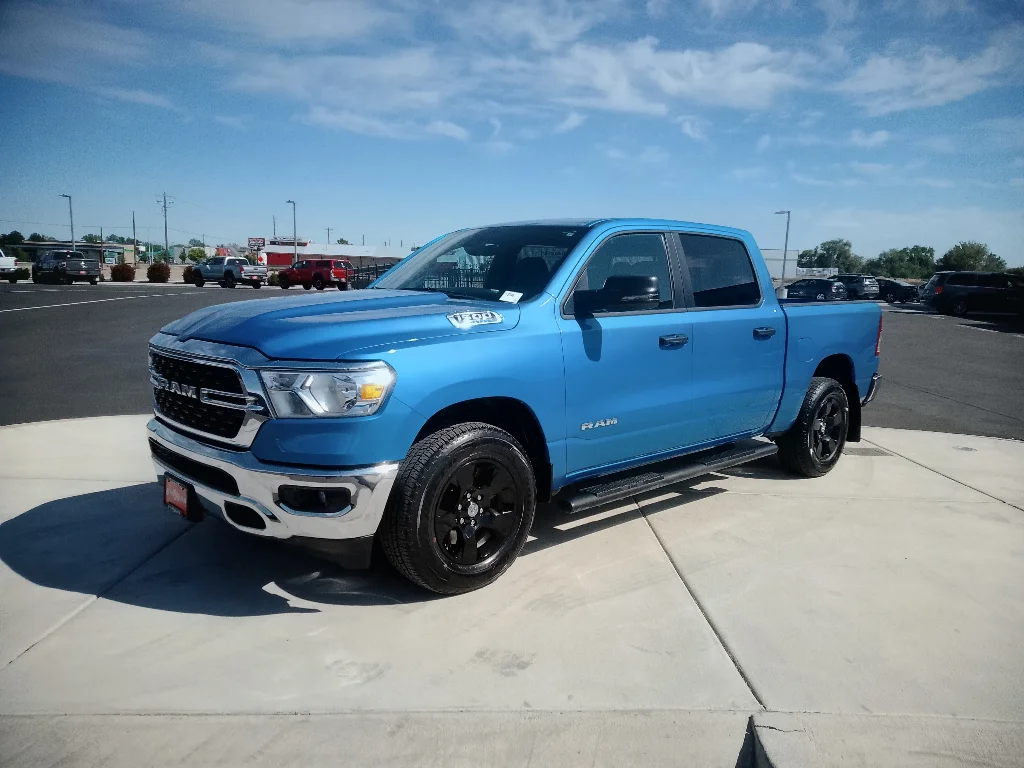 Used 2023 Hydro Blue Pearlcoat Ram Big Horn image 7
