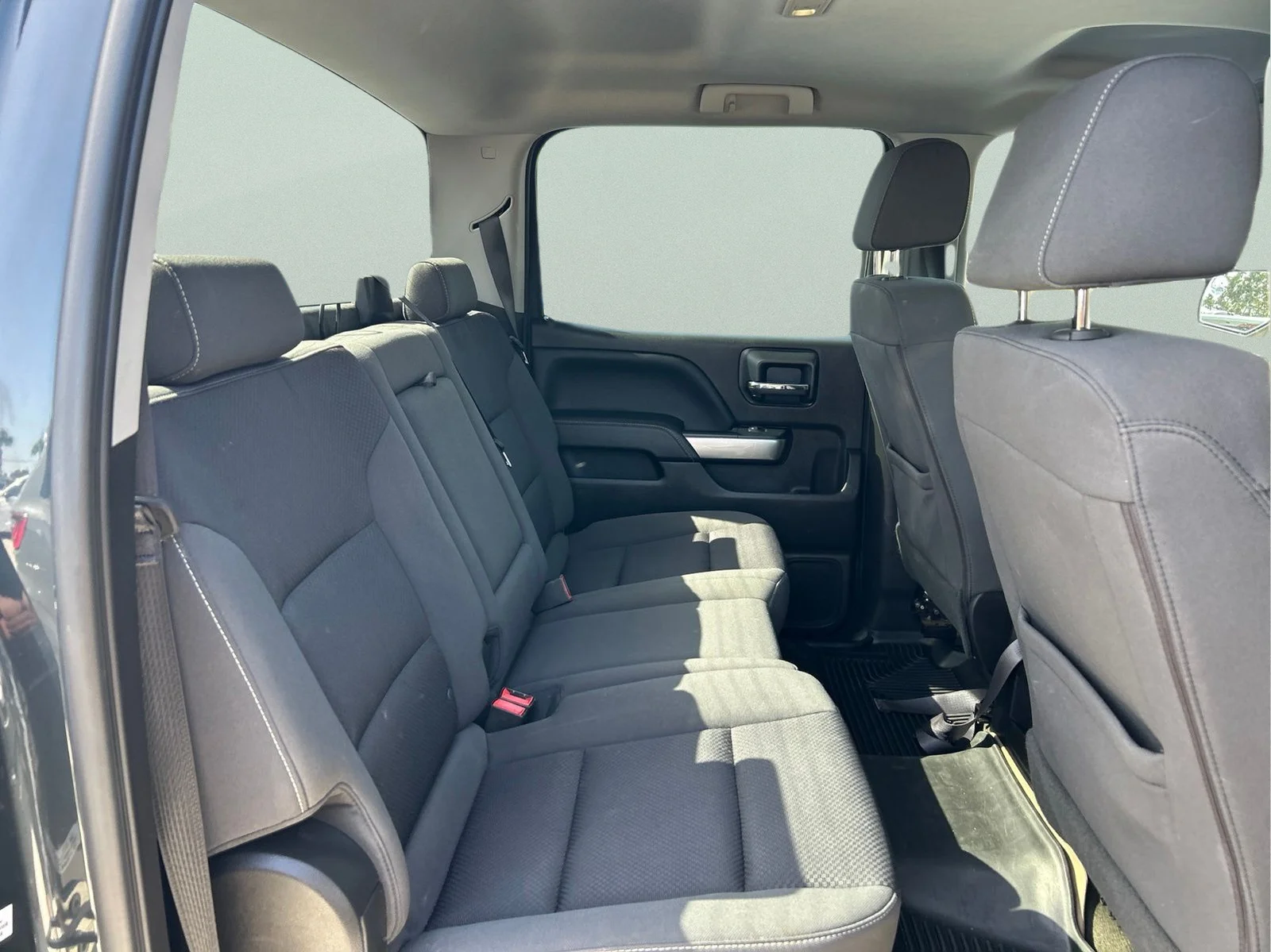 Used 2018 Graphite Metallic Chevrolet LT image 11