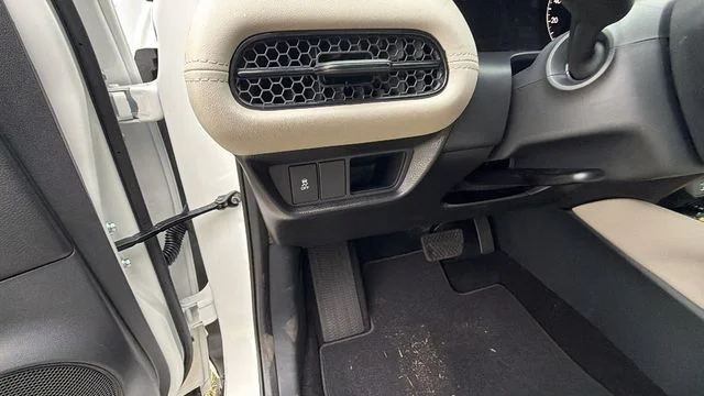 New 2027 White Honda LX image 29