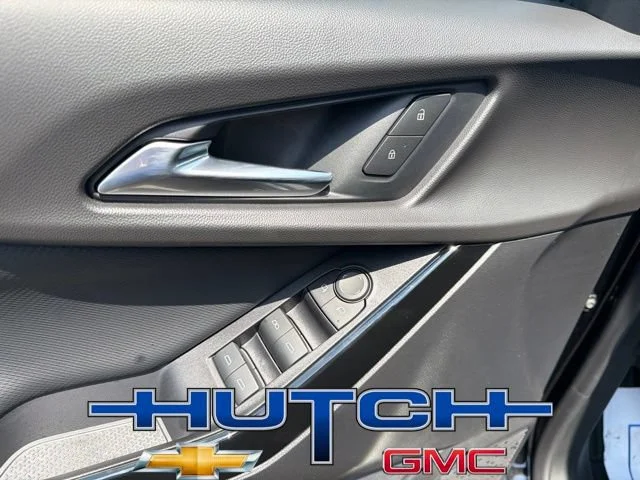 2027 Chevrolet Equinox LT - Photo 20