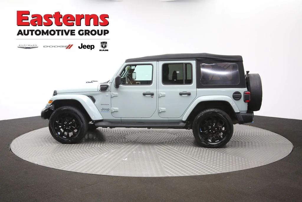 Used 2023 Gray Jeep Sahara 4xe image 59