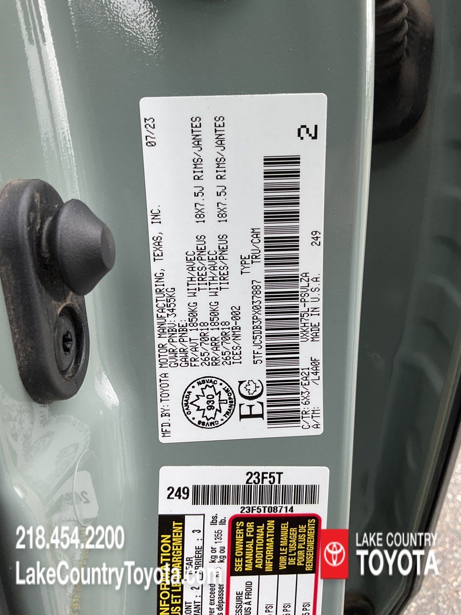 Used 2023 Lunar Rock Toyota Limited image 34