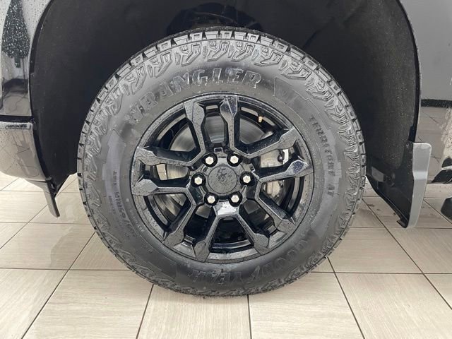 2023 Chevrolet Silverado 1500 RST - Photo 9