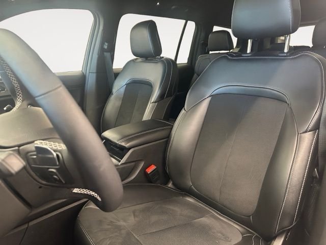 Used 2024 Red Jeep Altitude image 14