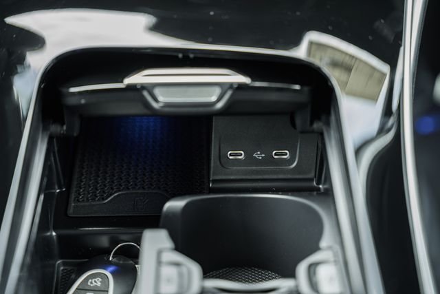 New 2026 Cirrus Silver Metallic Mercedes-Benz C 300 image 24