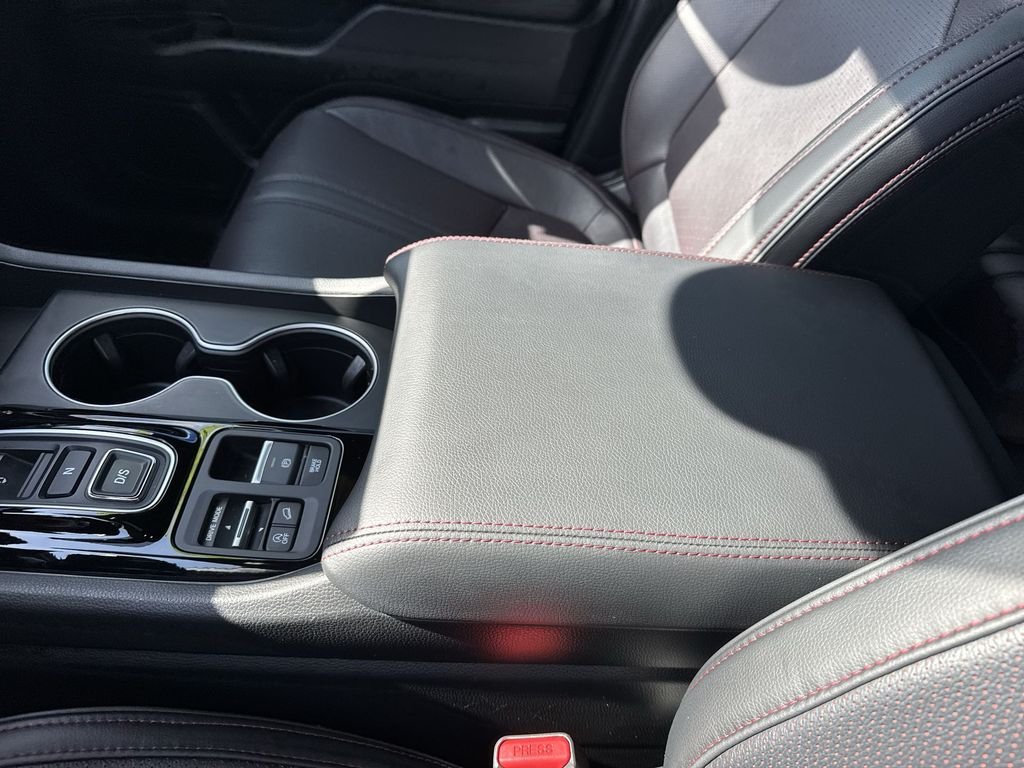 Used 2025 Gray Honda Black Edition image 24