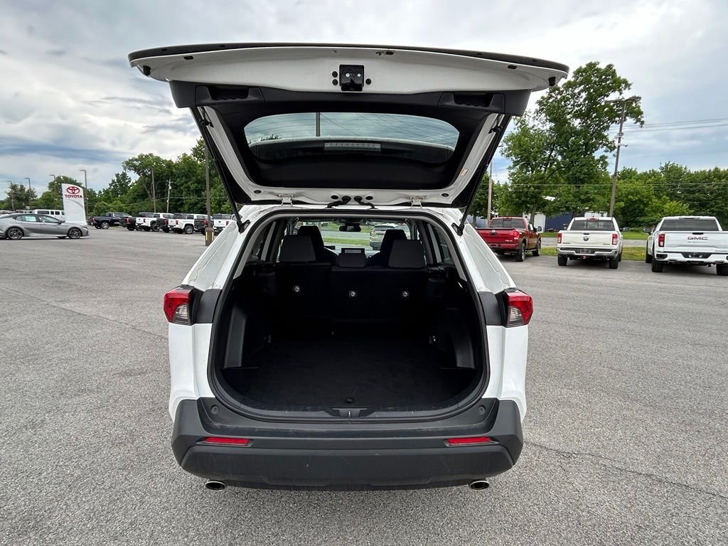 Used 2025 White Toyota XLE image 46