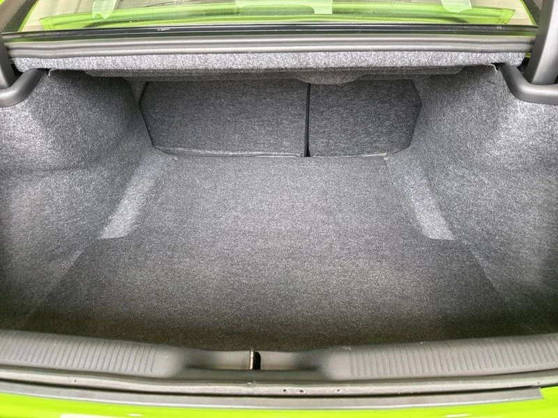 Used 2023 Green Dodge R/T Scat Pack image 9