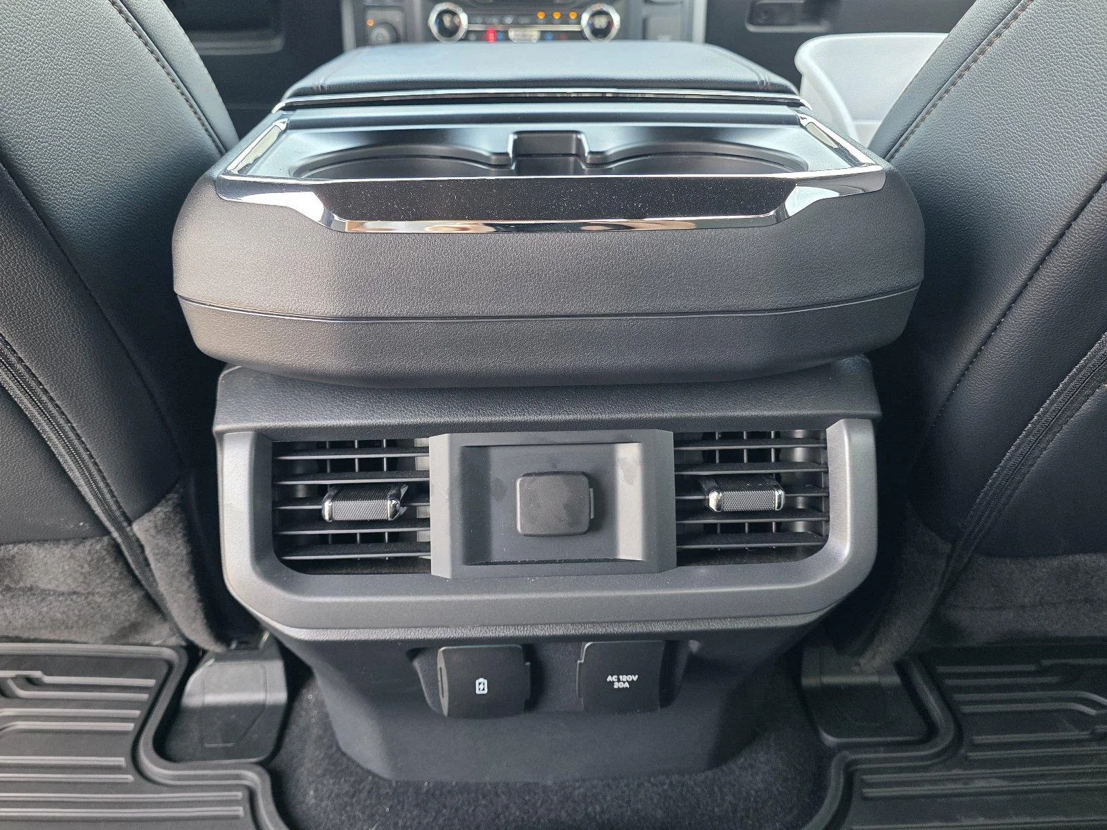 Used 2025 Carbonized Gray Ford LARIAT image 30