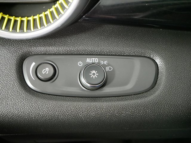 Used 2025 Cacti Green Chevrolet ACTIV w/ Driver Confidence Pkg image 25