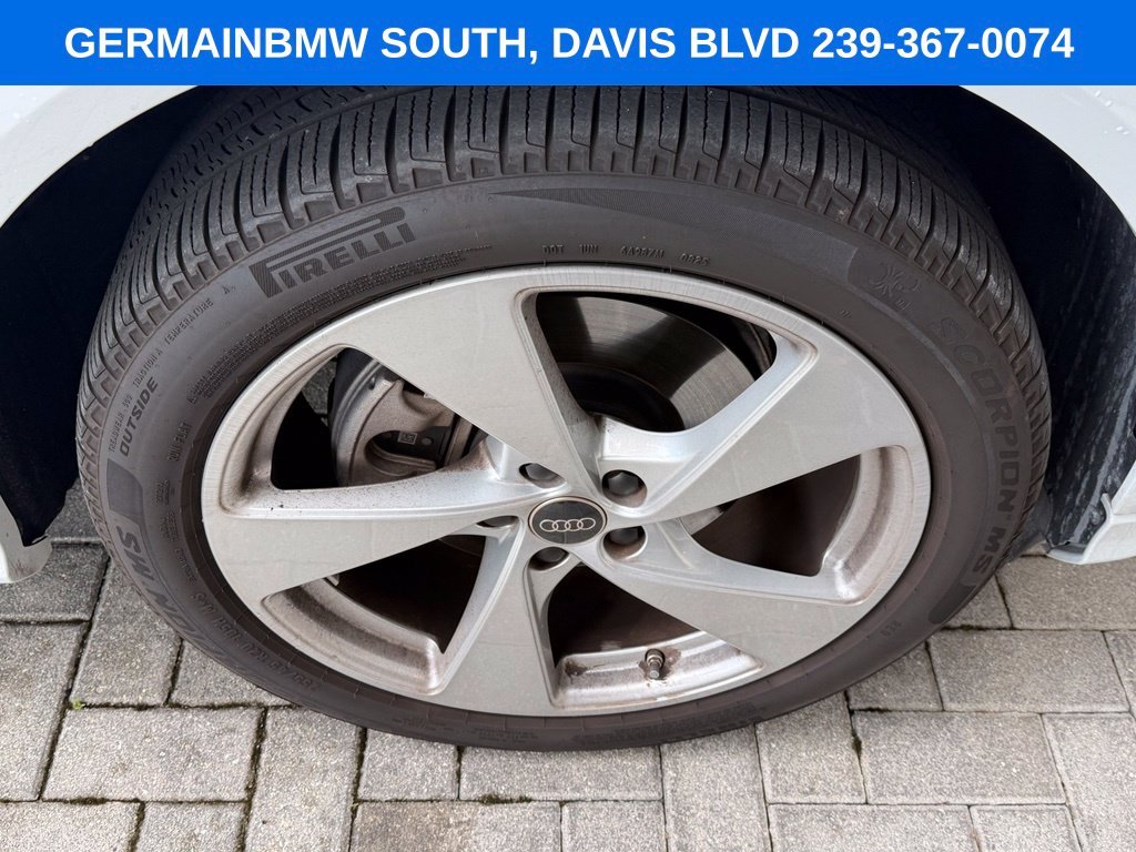 Used 2025  Audi 2.0T Prestige image 10