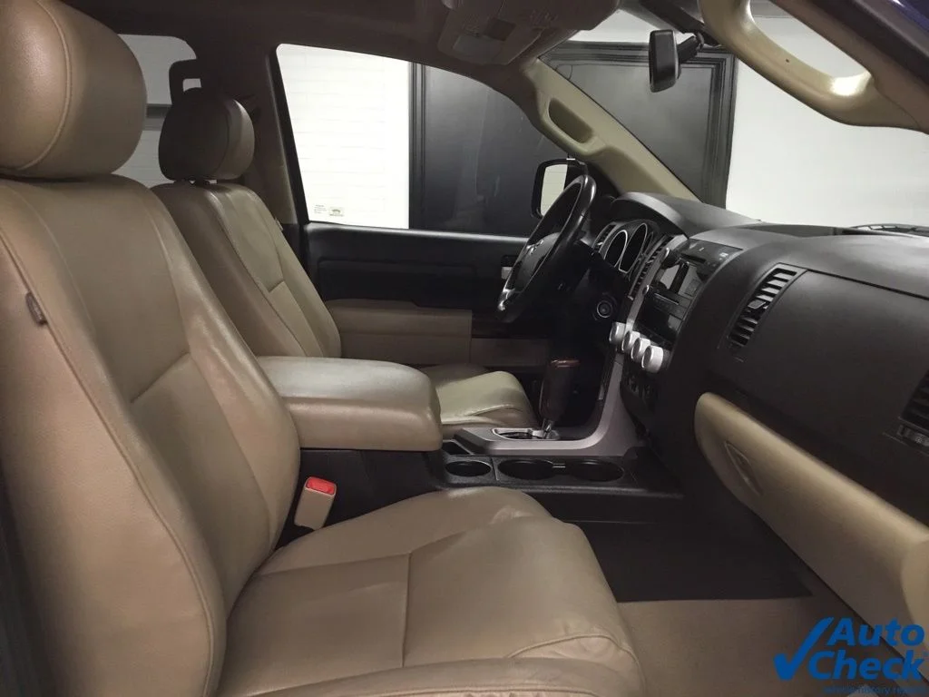 Used 2010 Blue Toyota Limited image 42