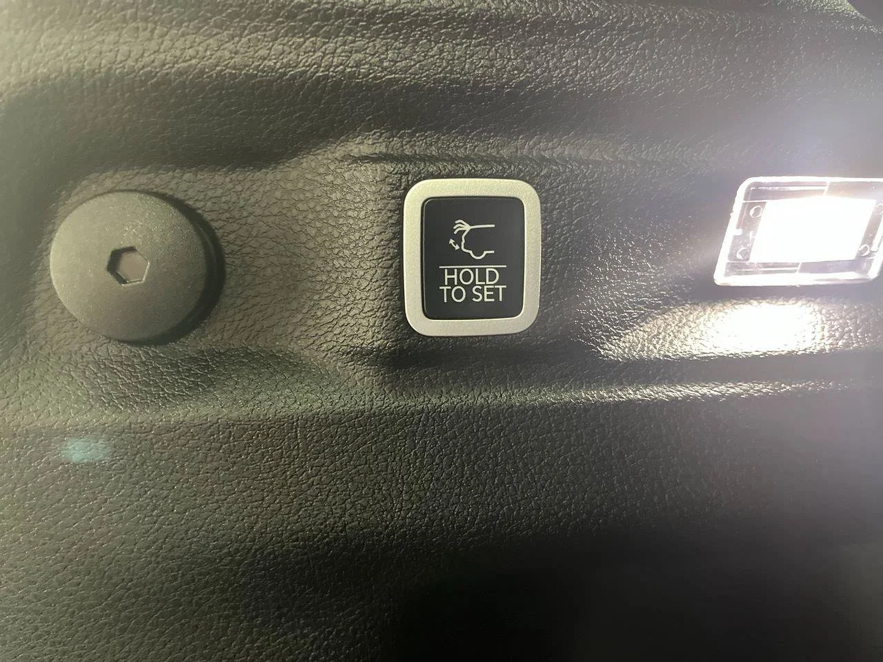 Used 2025 Silver Jeep Altitude X 4x4 image 5
