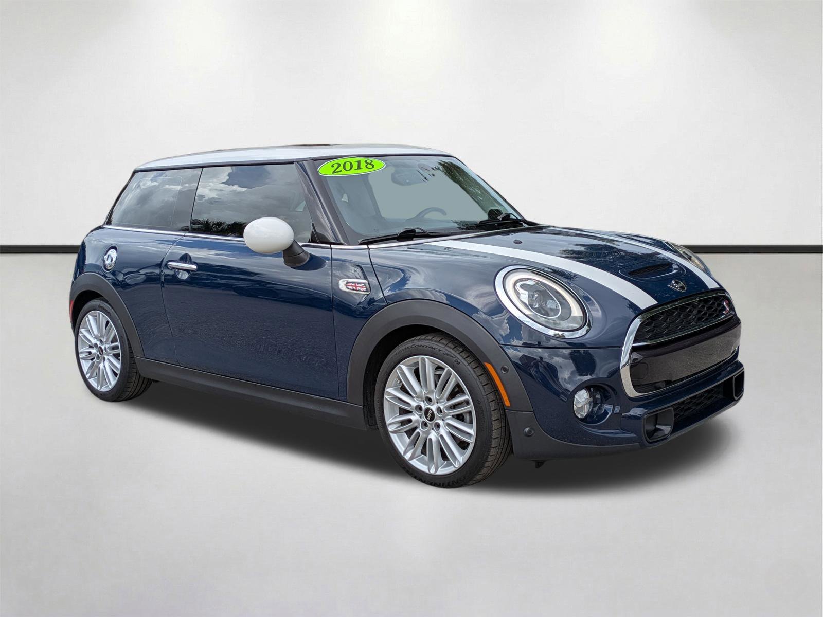 2018 MINI Cooper S's photo