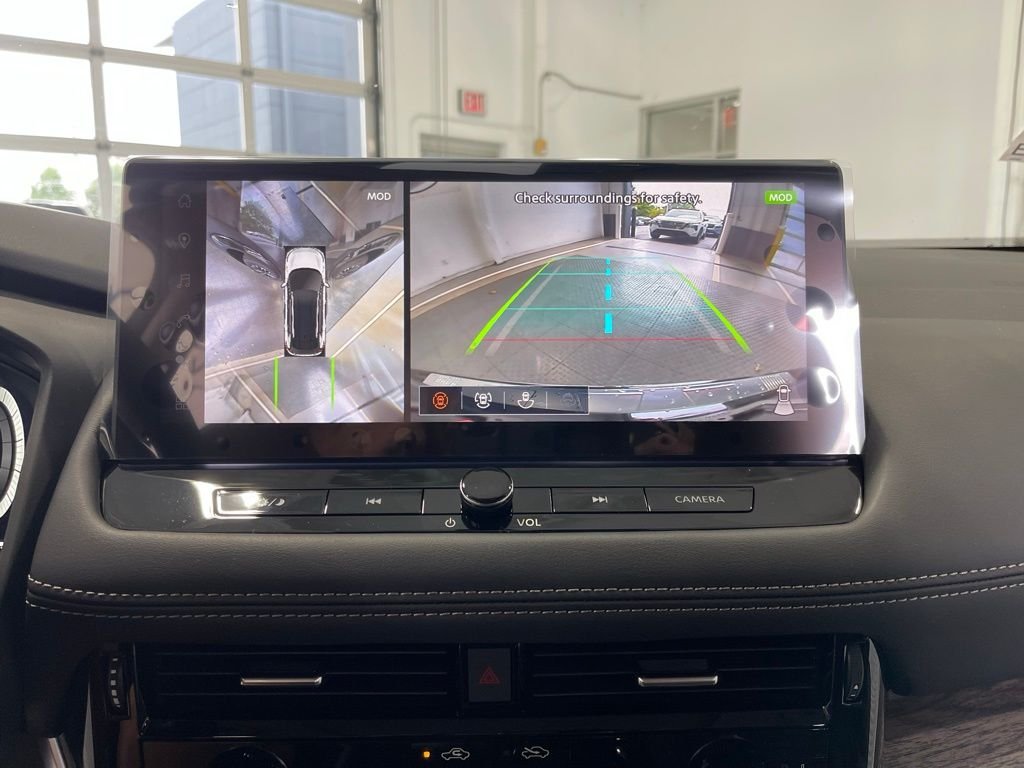 2026 Nissan Rogue Platinum - Photo 13