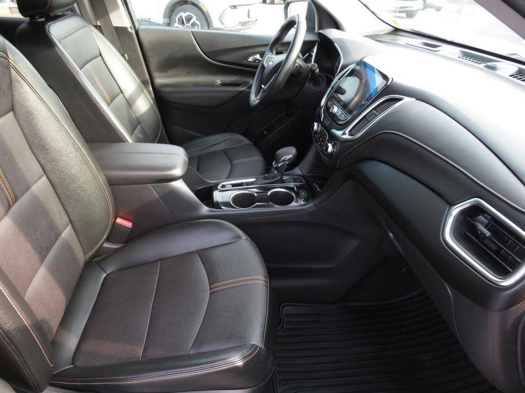 Used 2024 Lakeshore Blue Chevrolet Premier image 15