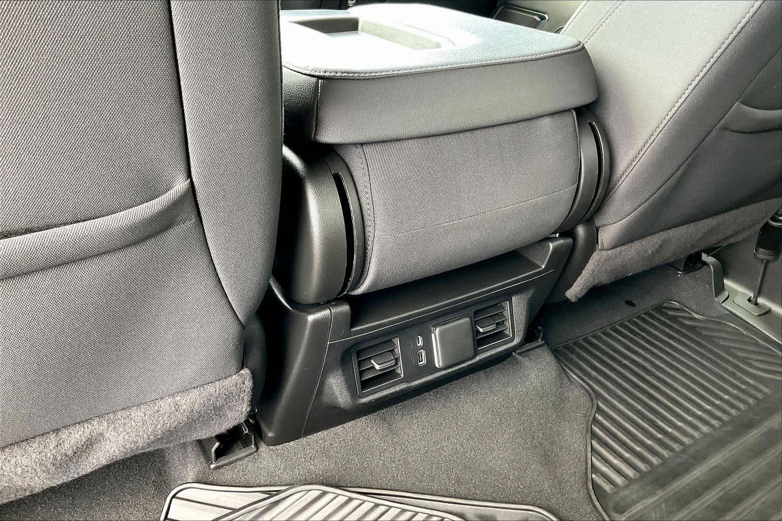 2023 Chevrolet Silverado 1500 LT - Photo 30