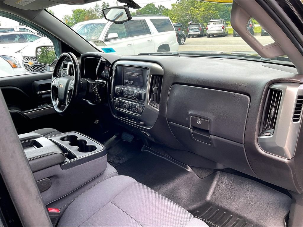 Used 2018 Black Chevrolet LT image 14