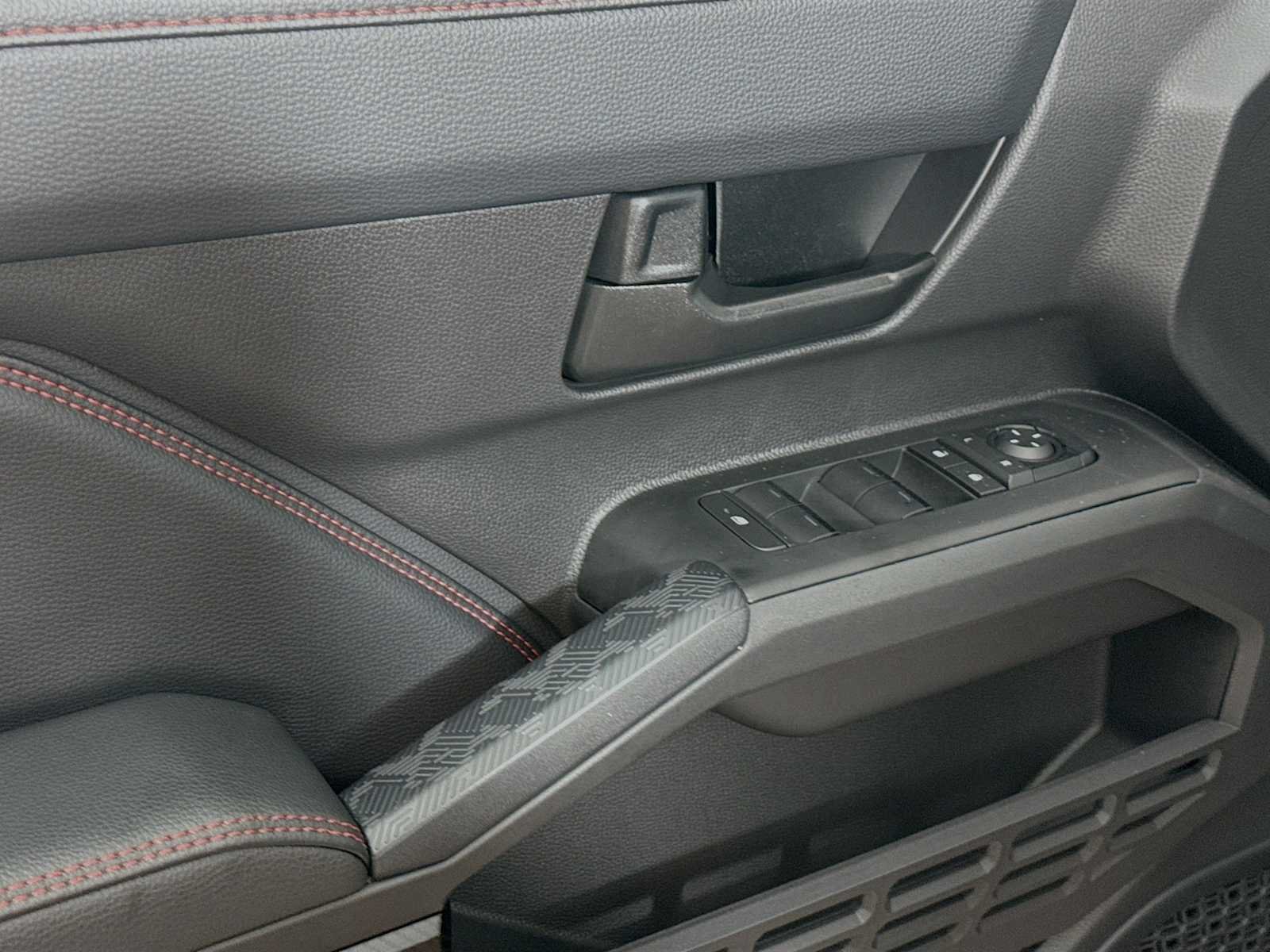 2024 Toyota Tacoma TRD Pro - Photo 17