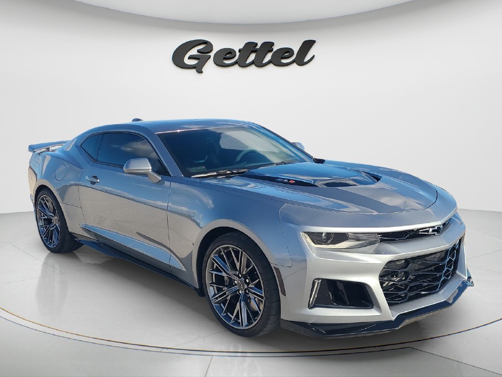 Used 2023 SHARKSKIN METALLIC Chevrolet ZL1 image 3