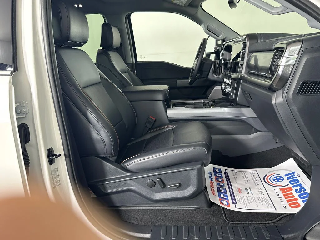 New 2026 Star White Metallic Tri-Coat Ford F-350® Lariat® image 29