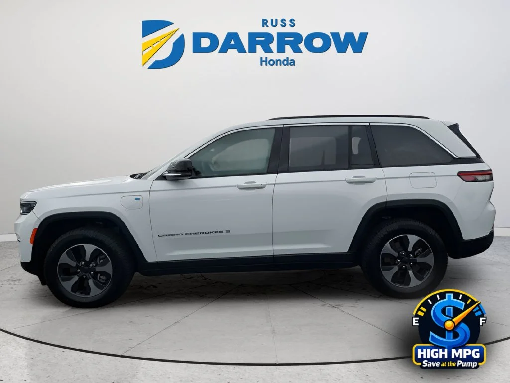 Used 2024 White Jeep 4xe image 2