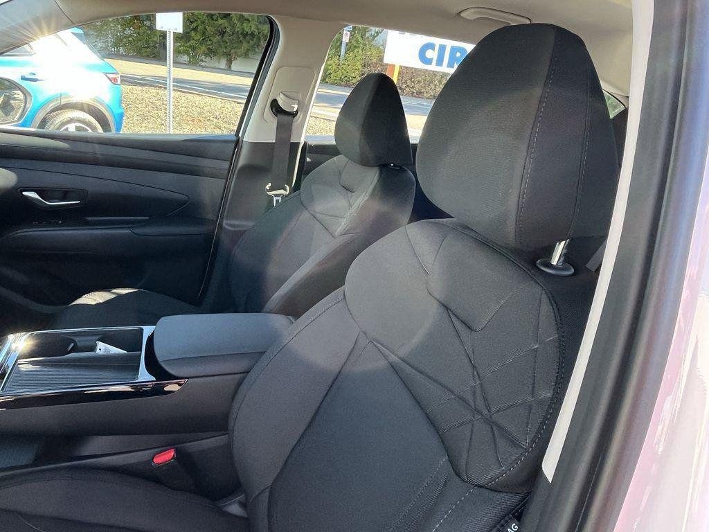 2026 Hyundai Tucson Blue SE - Photo 16