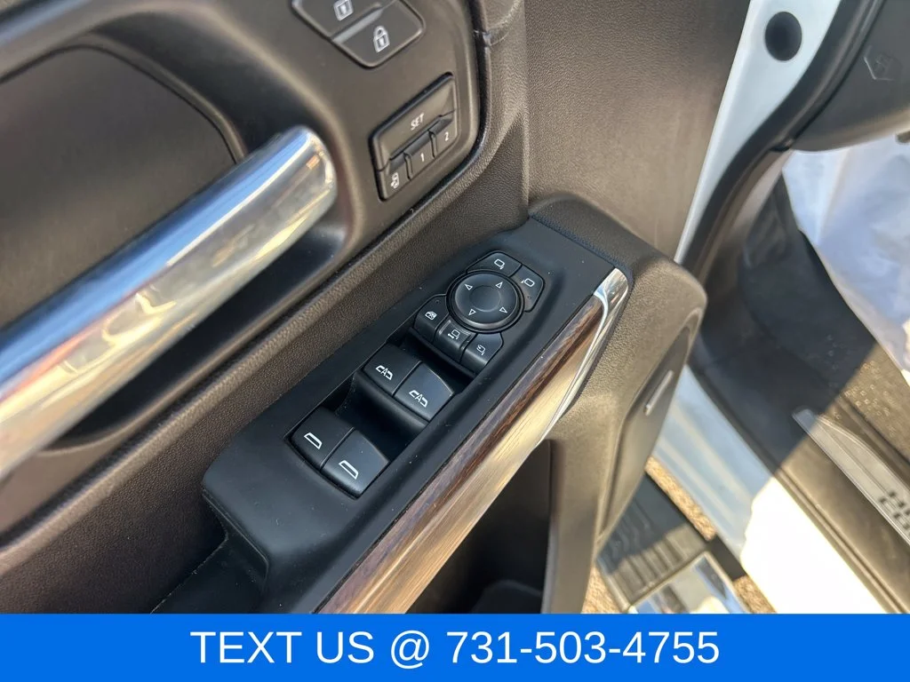 Used 2022 White Chevrolet High Country image 12