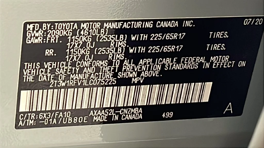 Used 2020 Green Toyota XLE image 46