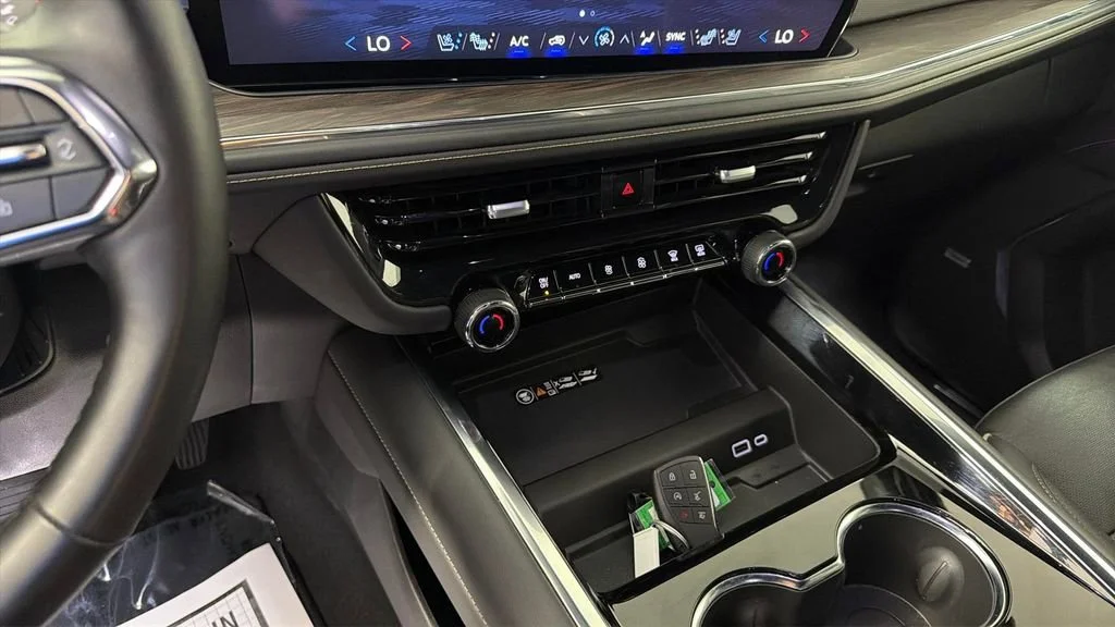 Used 2025 Black Chevrolet Premier image 24