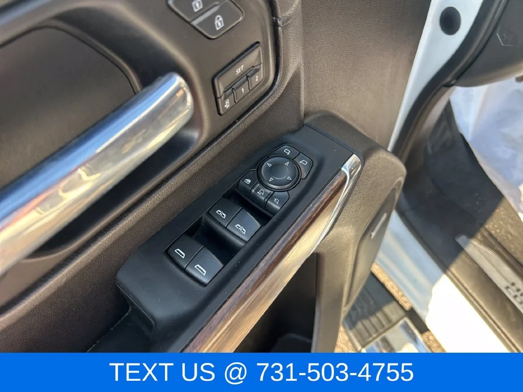 Used 2022 White Chevrolet High Country image 12