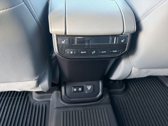 2021 Toyota Highlander Platinum - Photo 23