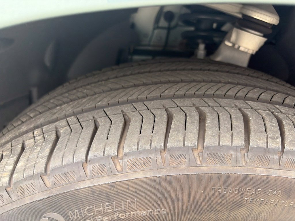 Used 2026 Silver Mercedes-Benz GLC 300 image 22